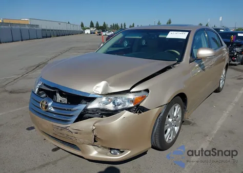 2012 Toyota Avalon z USA, uszkodzony, nr VIN 4T1BK3DB8CU471323
